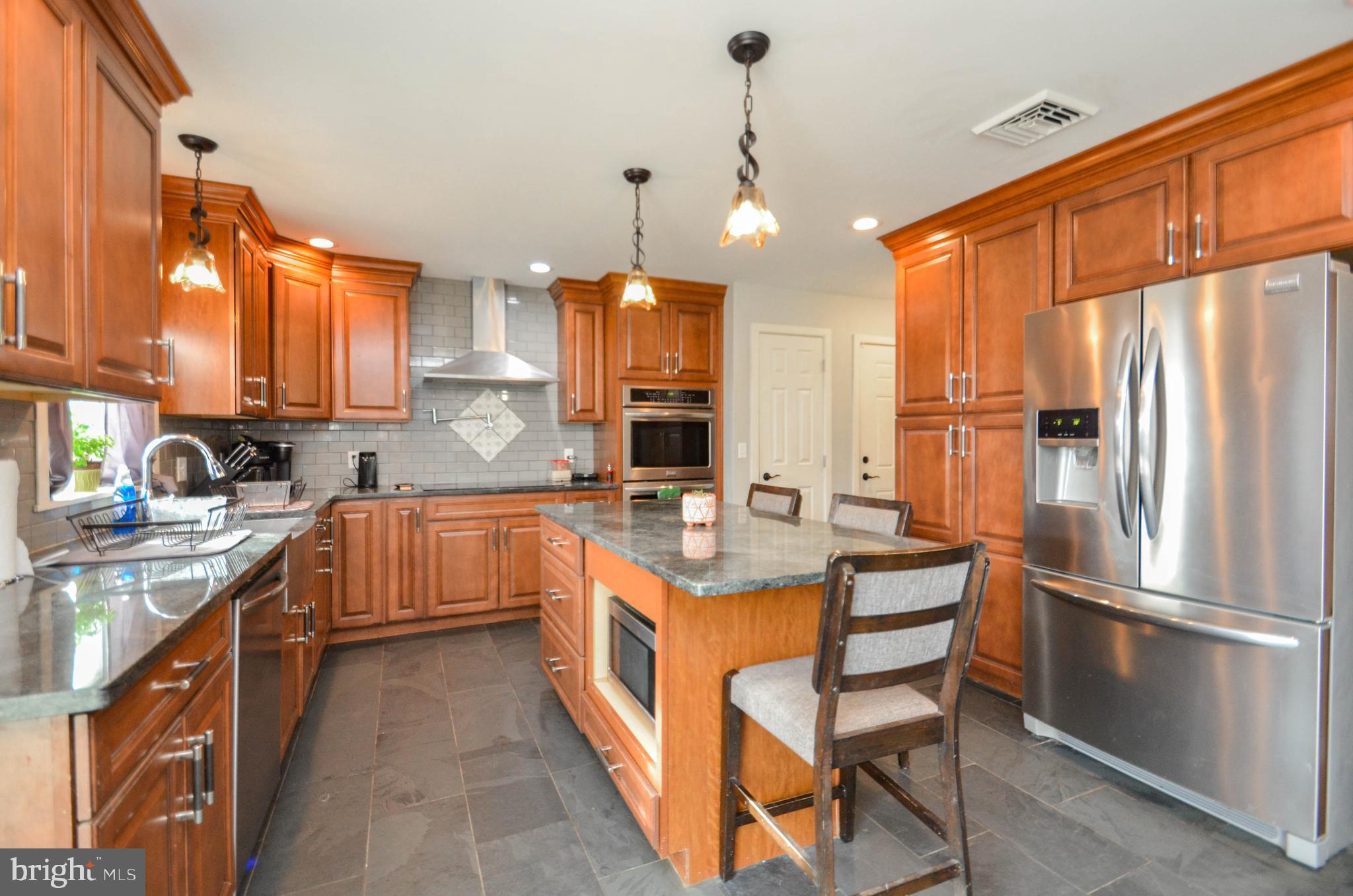 3468 Bleiler Road Emmaus, PA 18049 - Photo 6 of 35 Gallery Image 6
