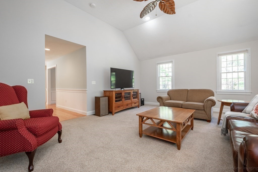 17 Harris Farm Road Bolton, MA 01740 - Photo 11 of 36
