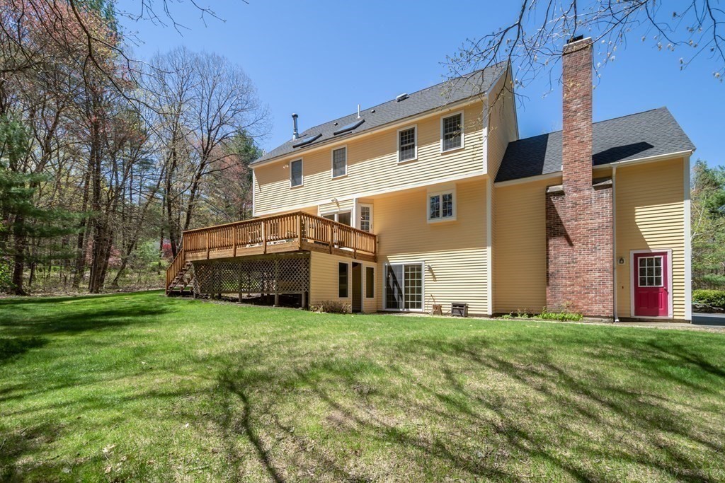 17 Harris Farm Road Bolton, MA 01740 - Photo 32 of 36