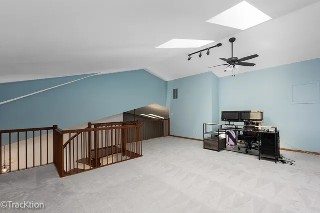 $425,000 | 1014 Braemoor Drive, Unit B, Downers Grove, IL 60515