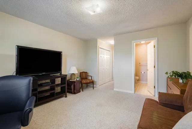 $239,900 | 2015 Hampton Drive, Waynesboro, VA 22980