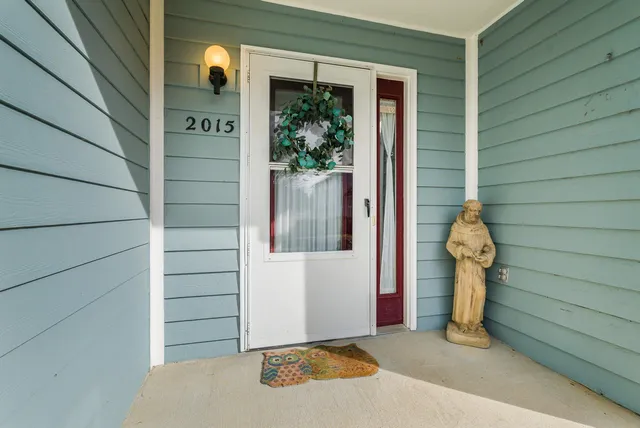 $239,900 | 2015 Hampton Drive, Waynesboro, VA 22980