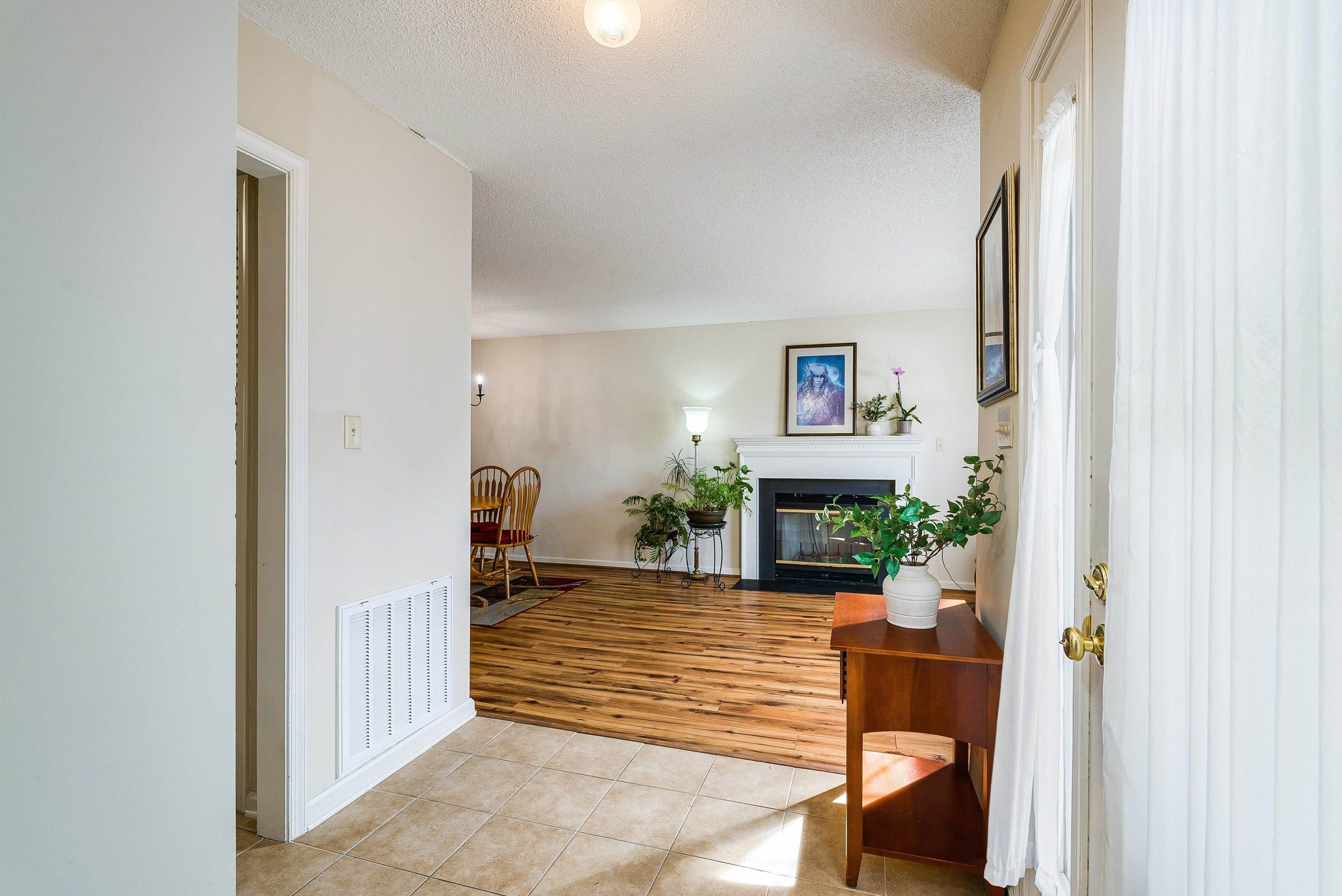2015 Hampton Drive Waynesboro, VA 22980 - Photo 5 of 31 a view of an entryway with wooden floor