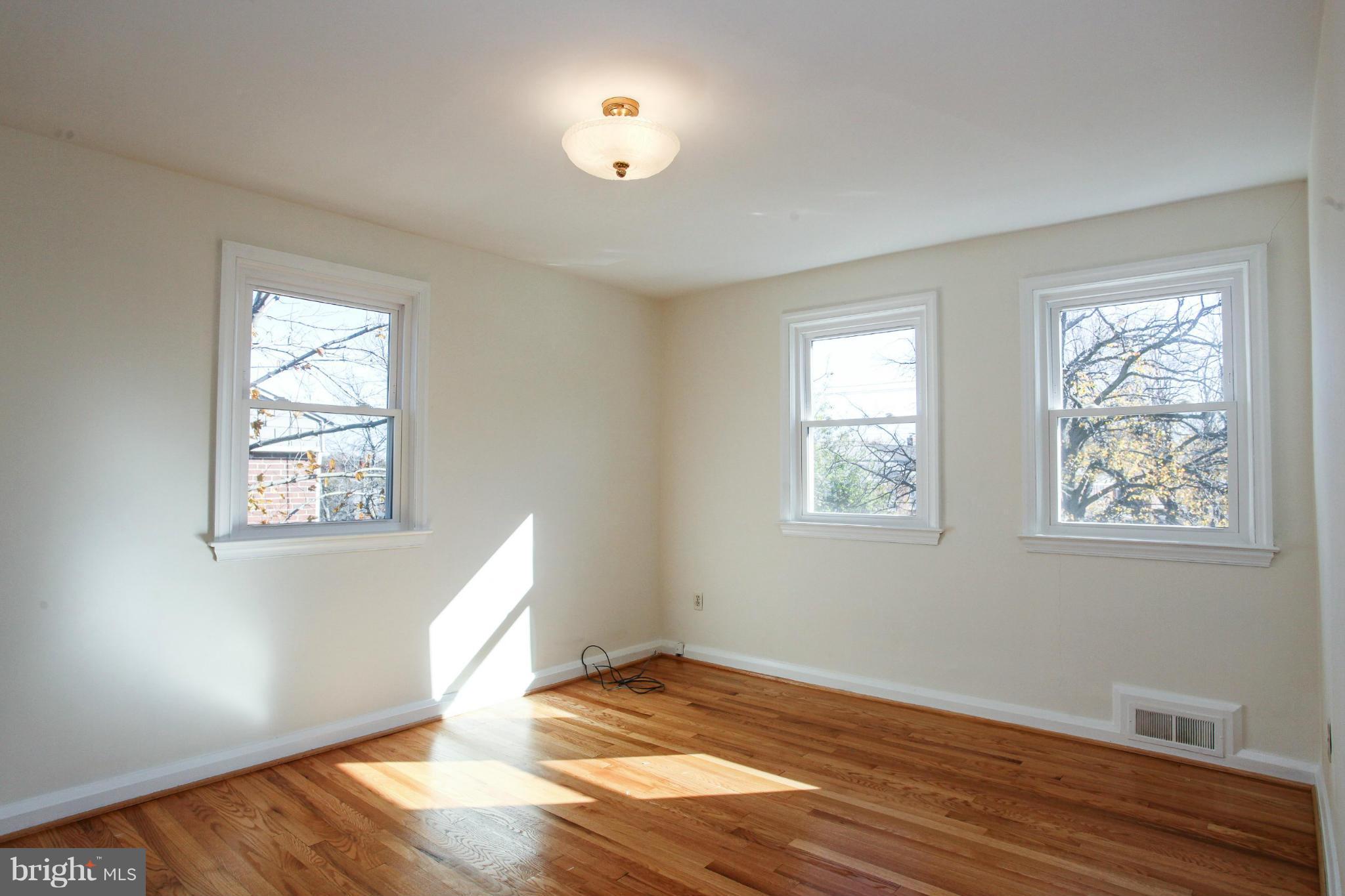 5906 Hillen Road Baltimore, MD 21239 - Photo 11 of 29 Bedroom