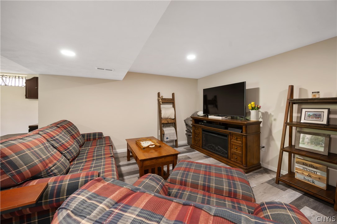 206 Salisbury Road Geddes, NY 13219 - Photo 25 of 33