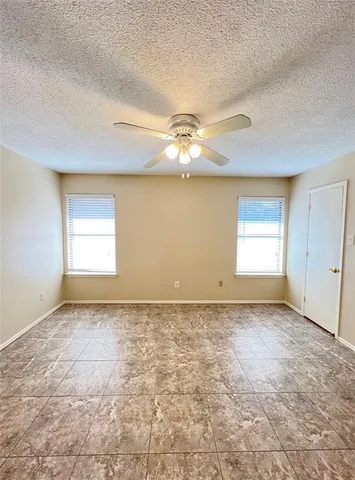 $1,400 | 1108 Curtis Drive, Weatherford, TX 76086