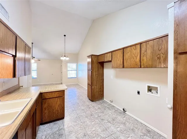 $1,400 | 1108 Curtis Drive, Weatherford, TX 76086