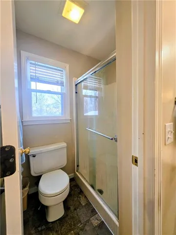 $325,000 | 1818 Hilltop Drive, Country Club, MO 64505