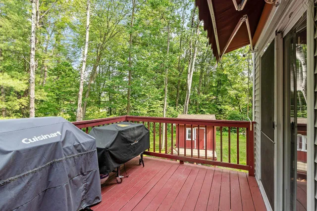 $630,000 | 245 West River Road, Hooksett, NH 03106