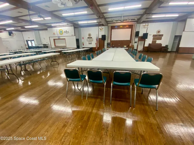 $249,900 | 264 Holiday Park Boulevard Northeast, Palm Bay, FL 32907