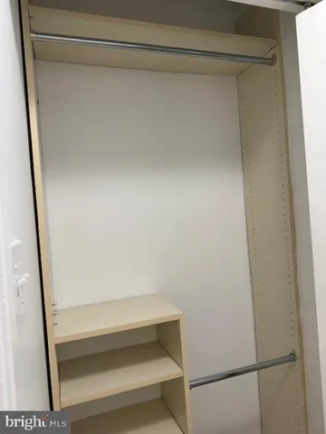 $2,000 | 203 Yoakum Parkway, Unit 1602, Alexandria, VA 22304