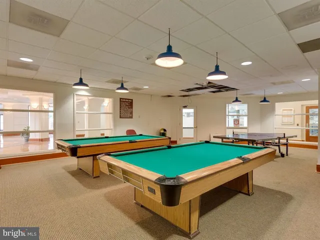 $2,000 | 203 Yoakum Parkway, Unit 1602, Alexandria, VA 22304