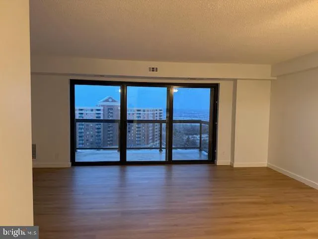 $2,000 | 203 Yoakum Parkway, Unit 1602, Alexandria, VA 22304