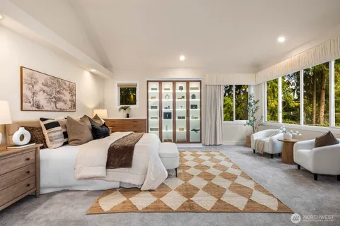 $2,850,000 | 18206 Northwest Montreux Drive, Issaquah, WA 98027