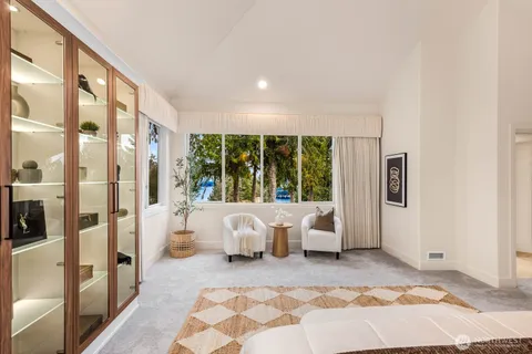 $2,850,000 | 18206 Northwest Montreux Drive, Issaquah, WA 98027