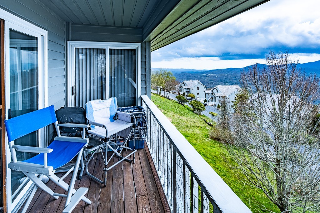 510 Elderberry Ridge Road, Unit B3 Beech Mountain, NC 28604 - Photo 13 of 35