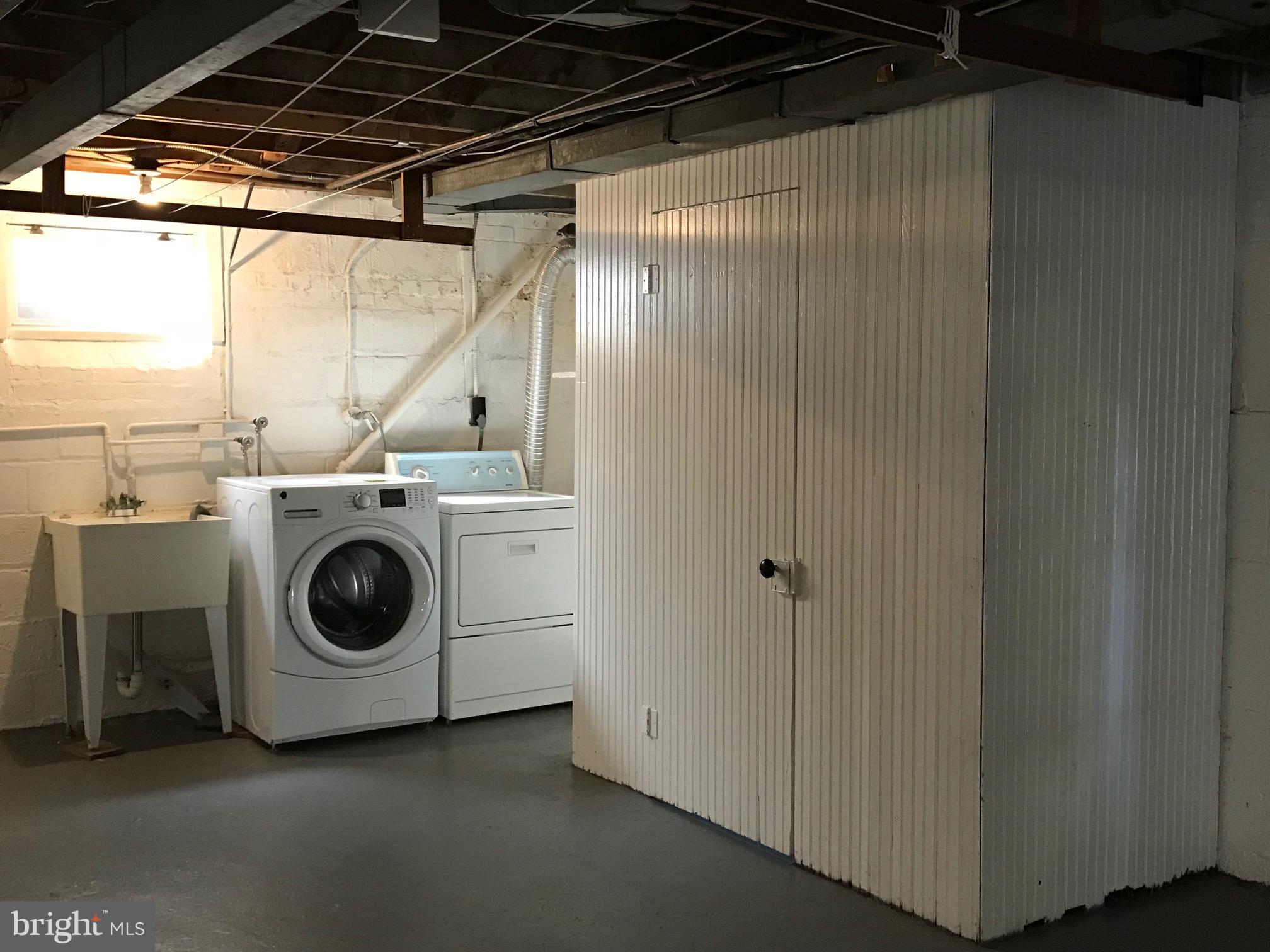 4715 Morgan Drive Chevy Chase, MD 20815 - Photo 23 of 27