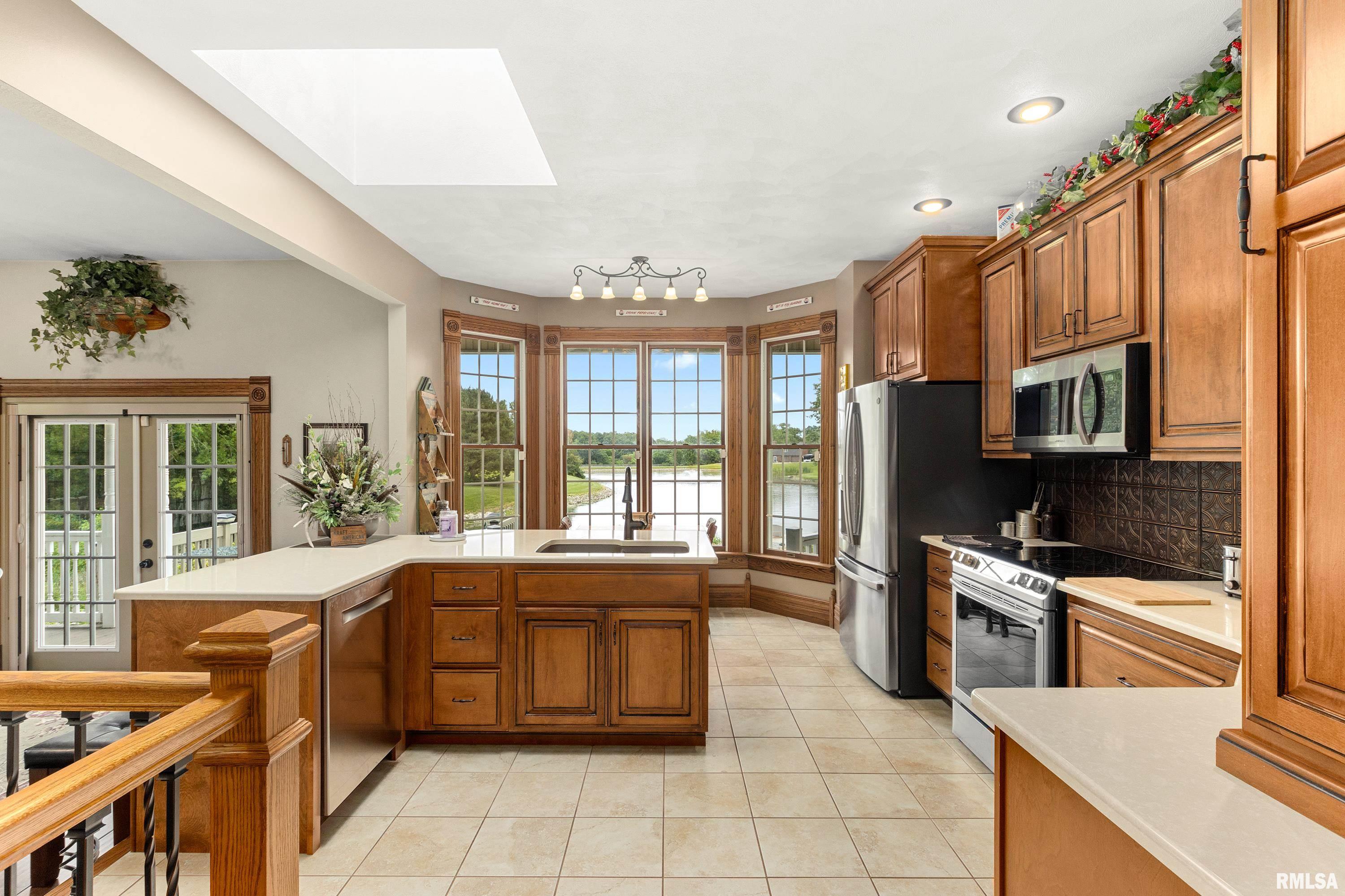 25479 North Boat Dock Road Canton, IL 61520 - Photo 28 of 70