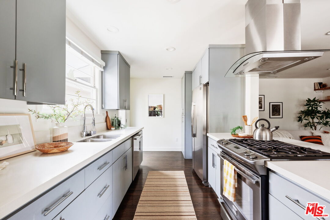 2322 McKinley Avenue Venice, CA 90291 - Photo 14 of 41