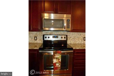 452 Riverside Drive Pasadena, MD 21122 - Photo 3 of 23 Stainless Steel Appliances