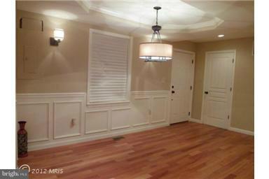 452 Riverside Drive Pasadena, MD 21122 - Photo 7 of 23 Dining Room