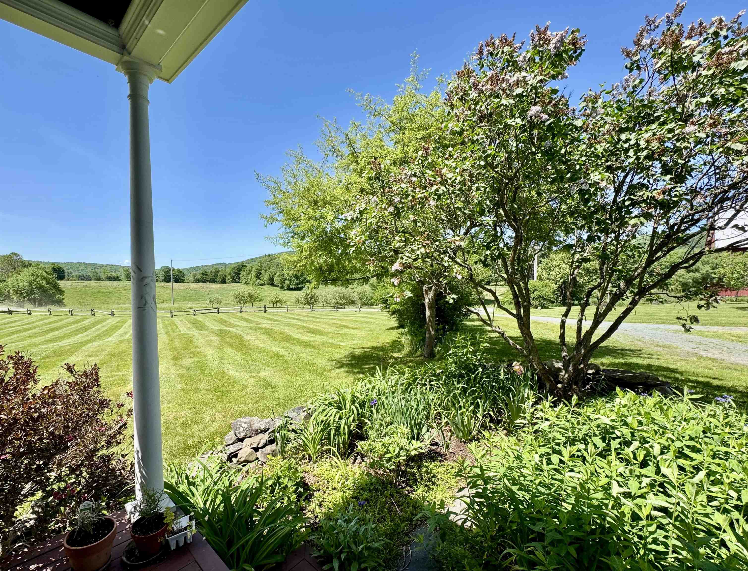3517 Duck Pond Road Waterford, VT 05819 - Photo 24 of 57