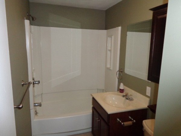197 Mallowhill Road Springfield, MA 01129 - Photo 8 of 17 a bathroom with a sink toilet and shower