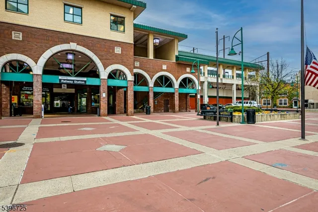 $2,250 | 1 Carriage City Plaza, Unit 1203, Rahway, NJ 07065