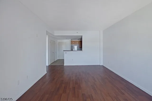 $2,250 | 1 Carriage City Plaza, Unit 1203, Rahway, NJ 07065