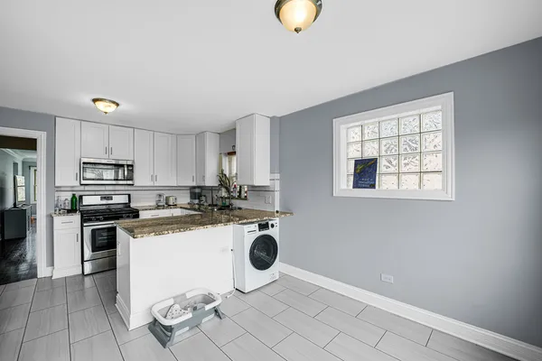 $680,000 | 2437 North 78th Avenue, Elmwood Park, IL 60707