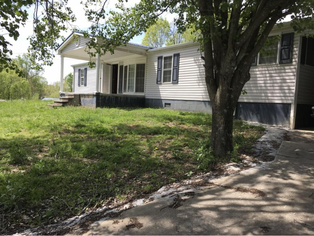 370 Bandy Road Greeneville, TN 37743 - Photo 1 of 13 Front