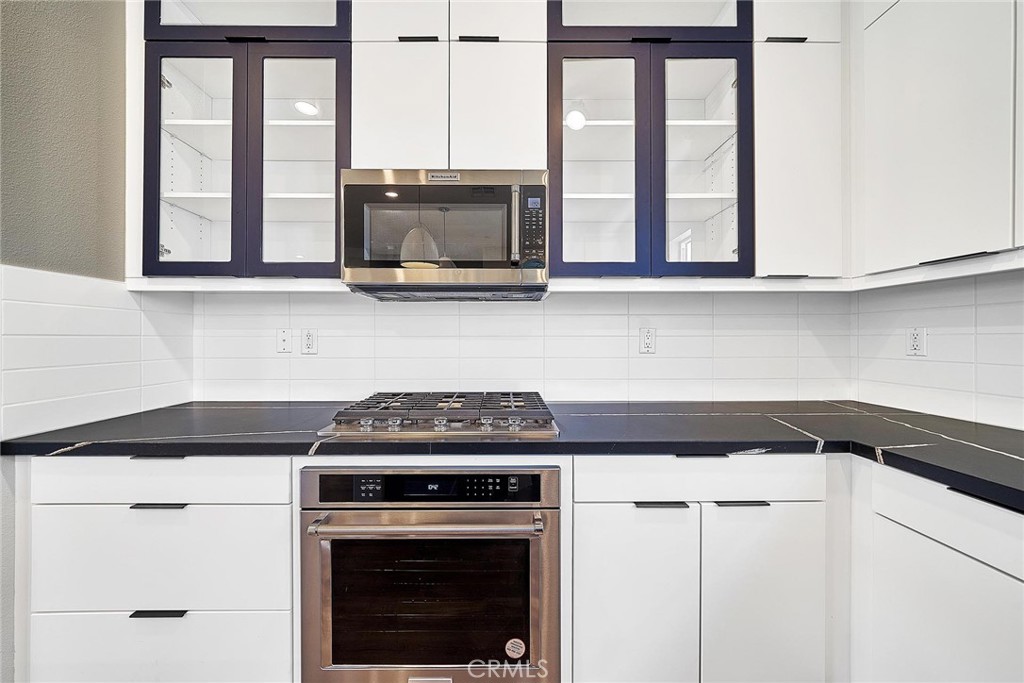 27658 Rockcrest Road San Pedro, CA 90732 - Photo 4 of 22