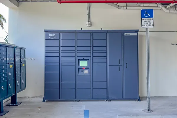 $1,899 | 21850 Old Dixie Highway, Unit 1, Miami, FL 33170