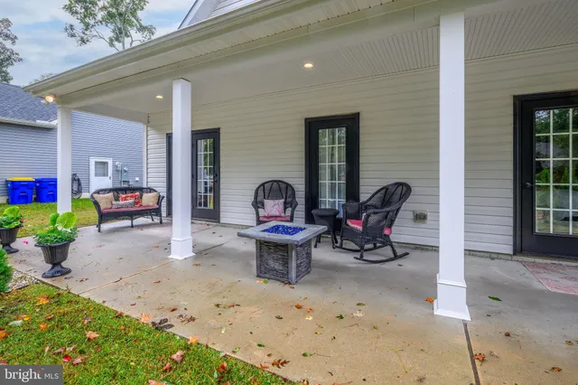 $585,000 | 34085 Creek Road, Dagsboro, DE 19939