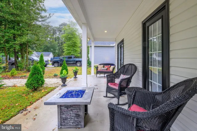 $585,000 | 34085 Creek Road, Dagsboro, DE 19939