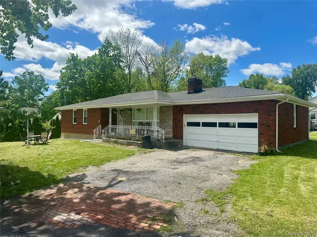 $410,000 | 15 Queen Street, New Windsor, NY 12553