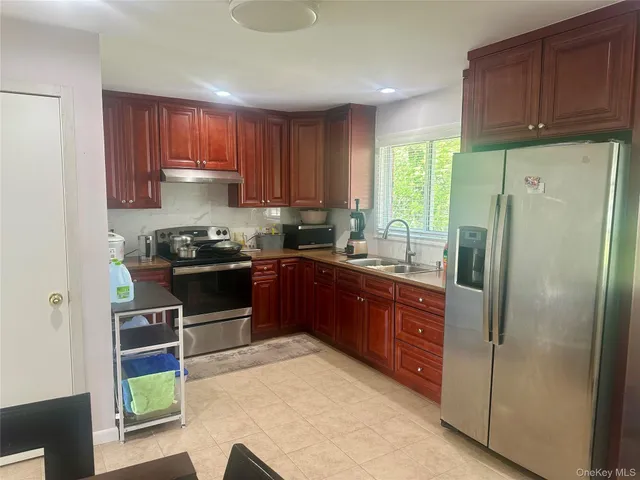 $410,000 | 15 Queen Street, New Windsor, NY 12553