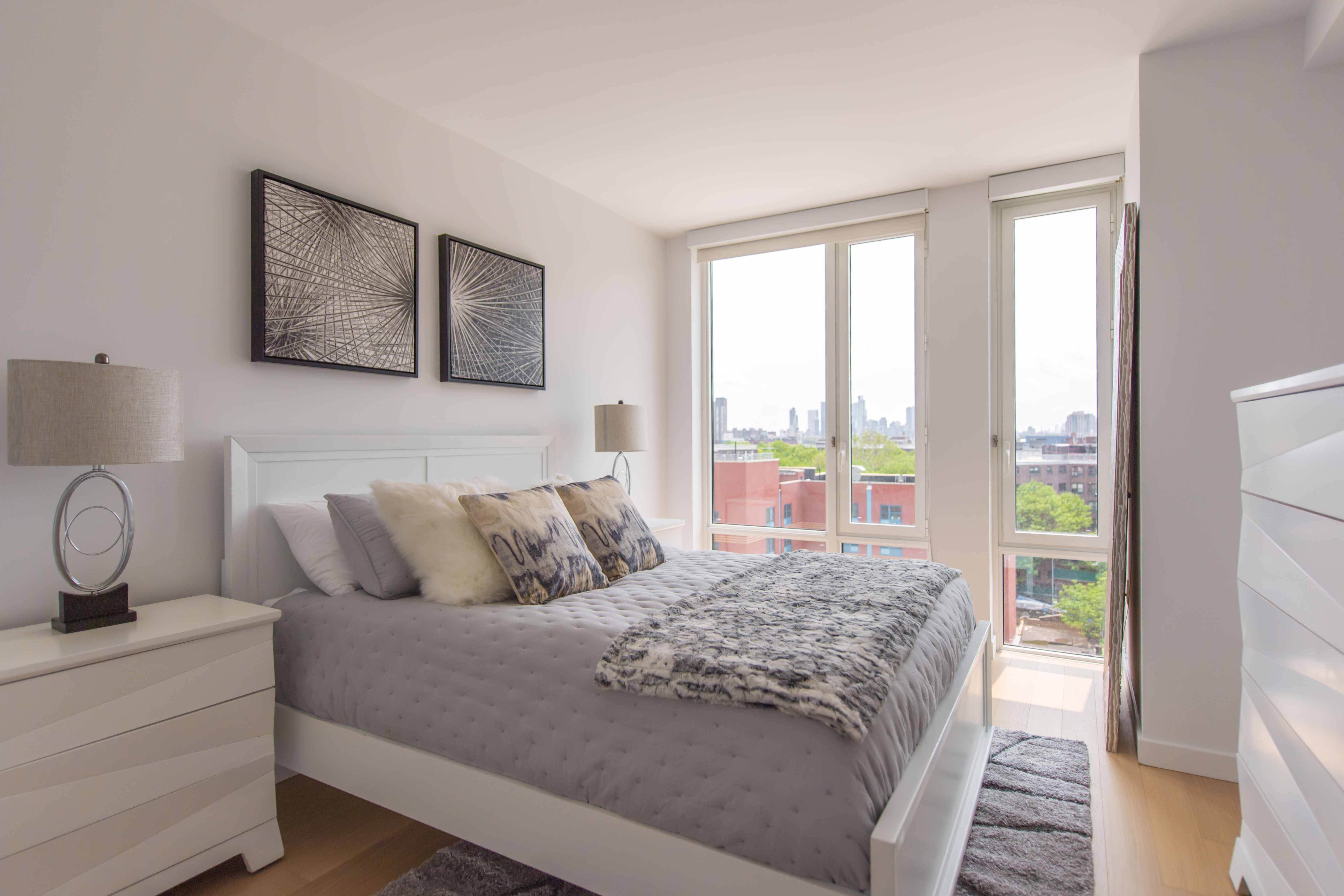 10 Hallets Point, Unit 506 Queens, NY 11102 - Photo 2 of 7