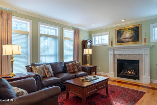 $6,200 | 6 Bradford Drive, Saratoga Springs, NY 12866