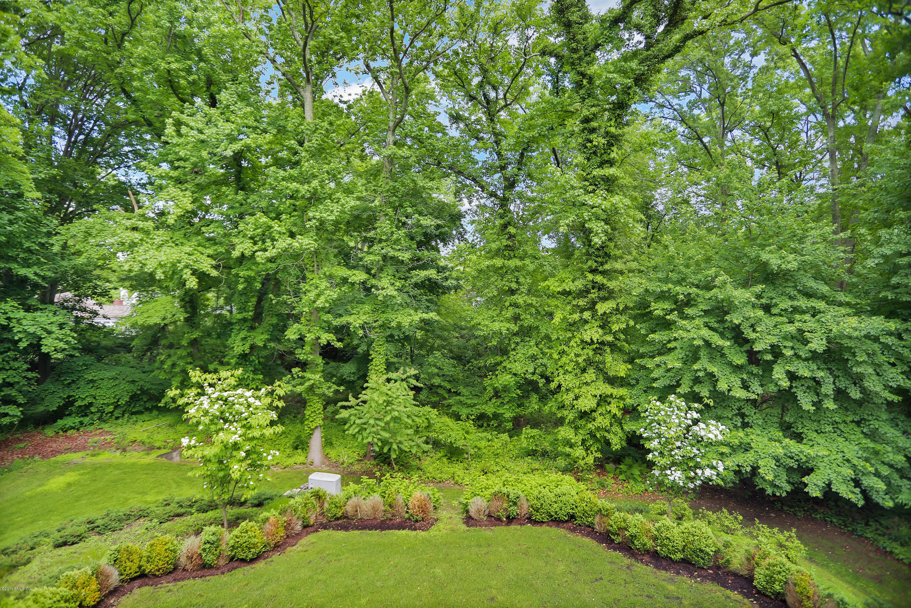 22 Oak Drive Riverside, CT 06878 - Photo 23 of 32 a view of a yard