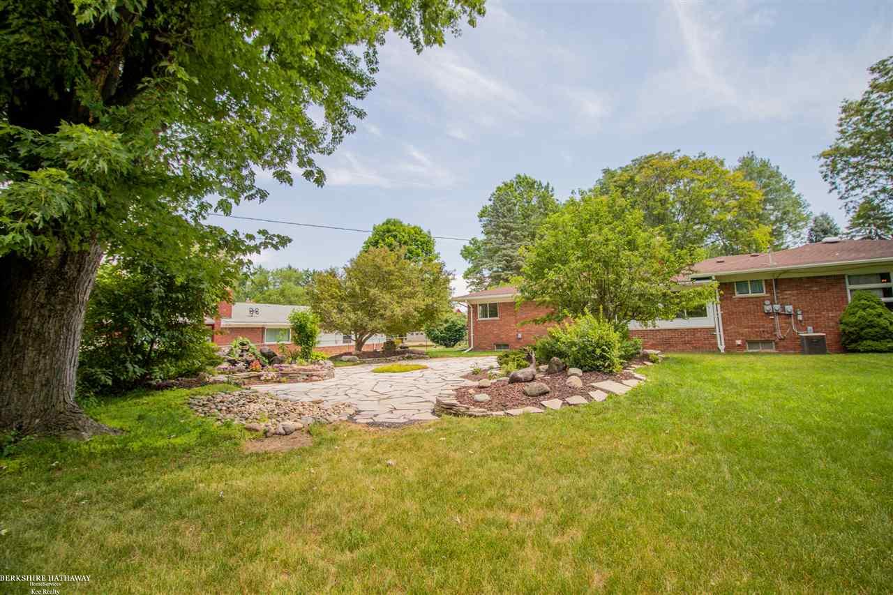 57099 Omo Road Ray, MI 48096 - Photo 47 of 53 50017065-46.JPG