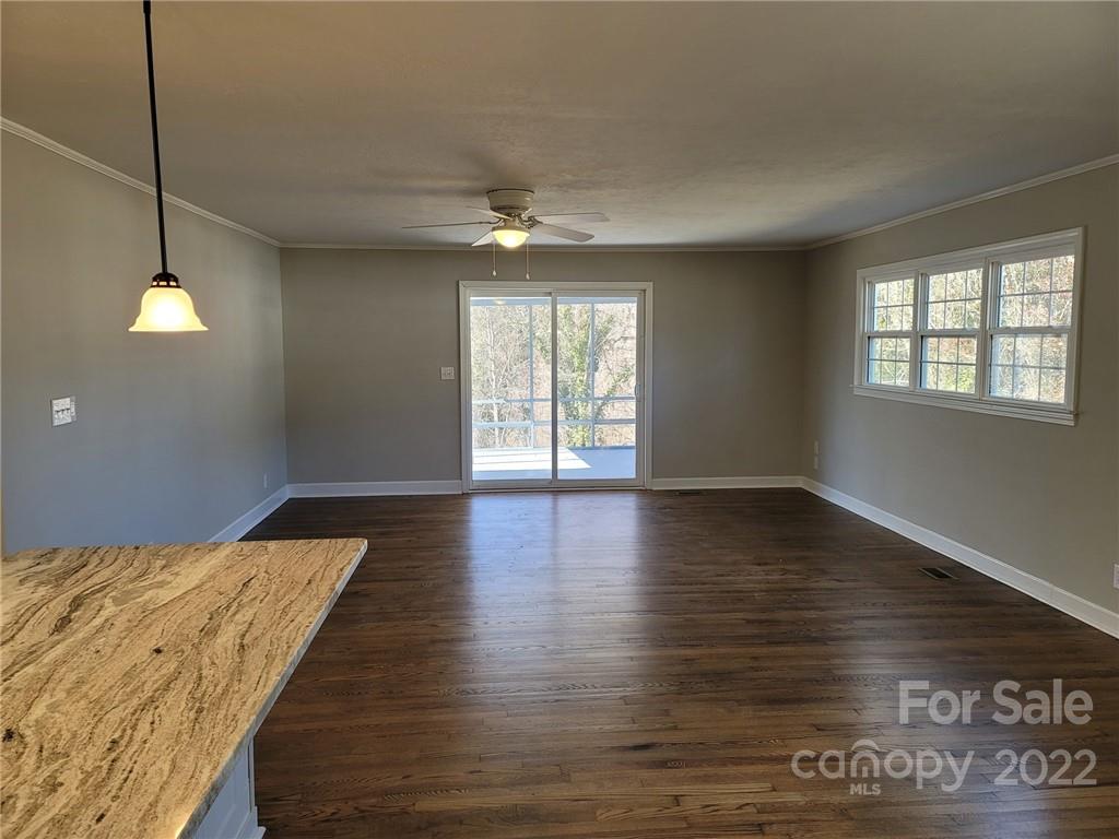 512 Connelly Springs Road Lenoir, NC 28645 - Photo 4 of 22 Gallery Image 4