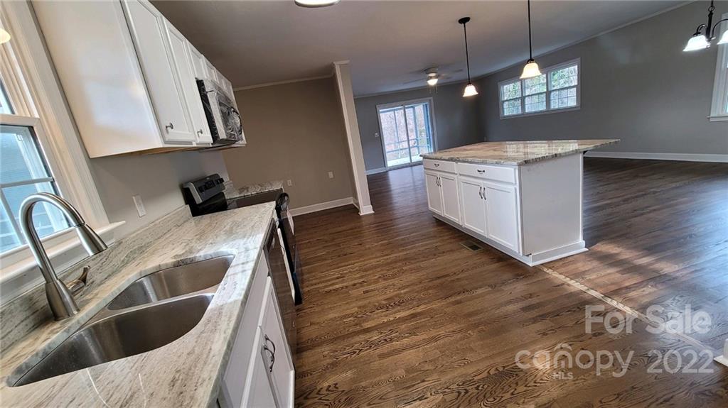 512 Connelly Springs Road Lenoir, NC 28645 - Photo 6 of 22 Gallery Image 6