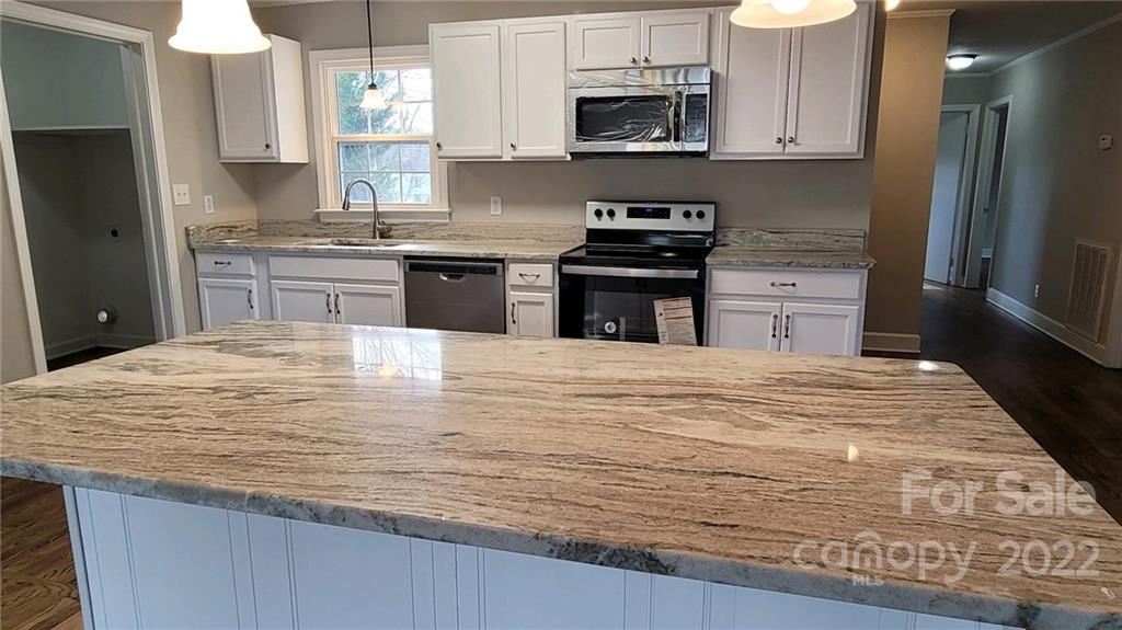 512 Connelly Springs Road Lenoir, NC 28645 - Photo 9 of 22 Gallery Image 9