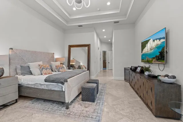 $4,975,000 | 2685 Greenbriar Boulevard, Wellington, FL 33414