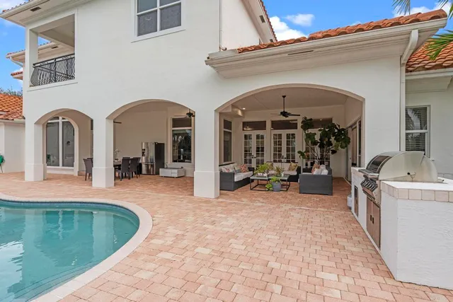 $4,975,000 | 2685 Greenbriar Boulevard, Wellington, FL 33414
