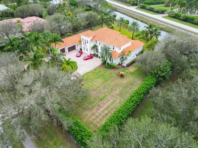 $4,975,000 | 2685 Greenbriar Boulevard, Wellington, FL 33414