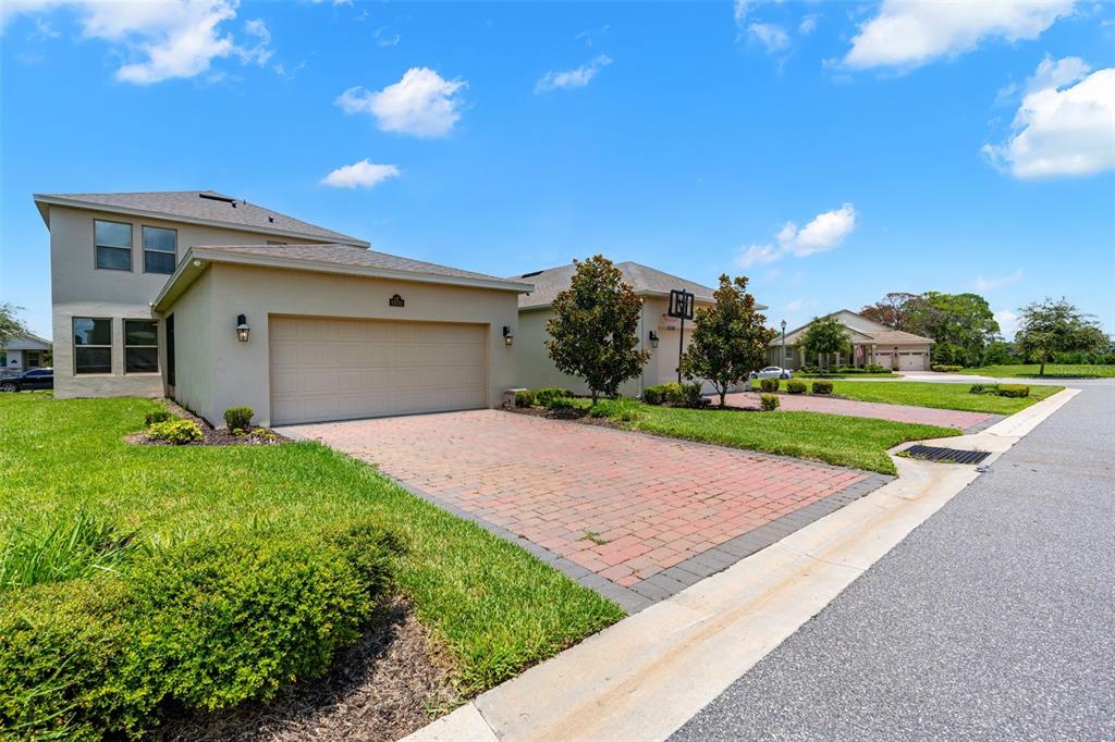 15741 Fountain Springs Road Winter Garden, FL 34787 - Photo 3 of 56