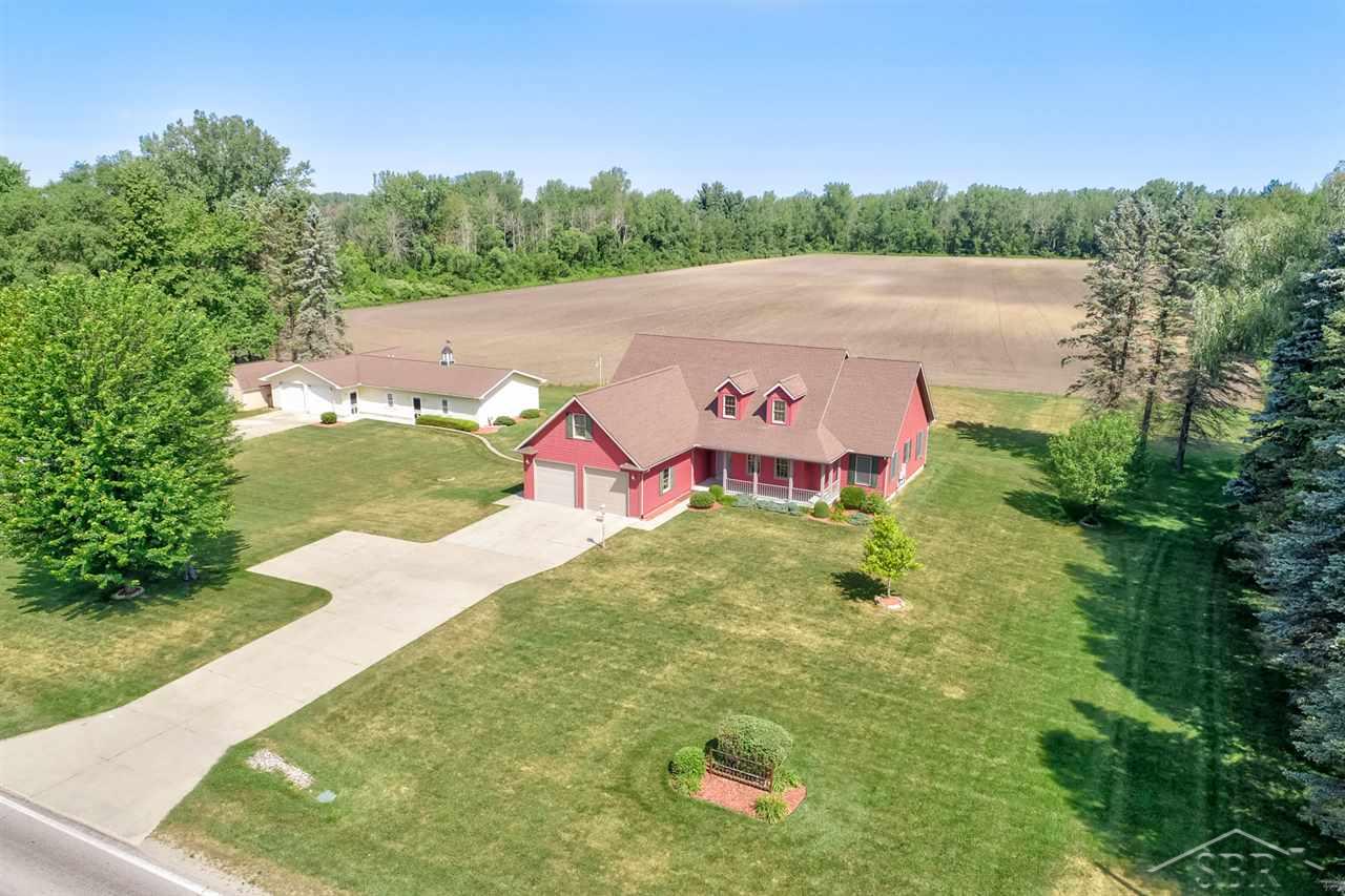2087 East Cody Estey Road Pinconning, MI 48650 - Photo 3 of 36