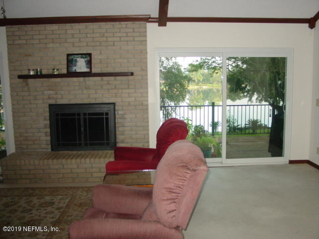 262 Wesley Road Green Cove Springs, FL 32043 - Photo 9 of 25 09